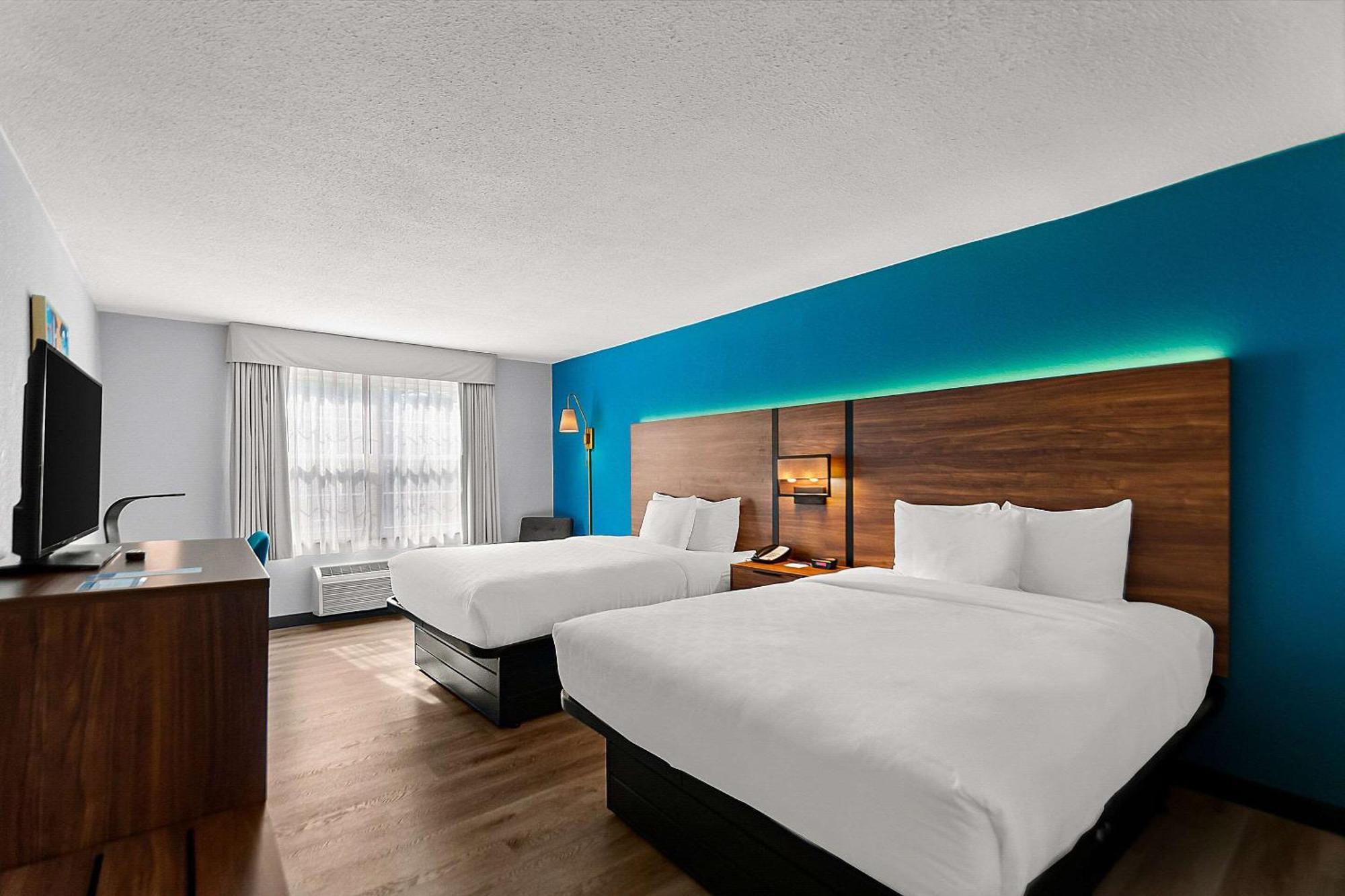 Clarion Inn Falls Church-Arlington Bagian luar foto